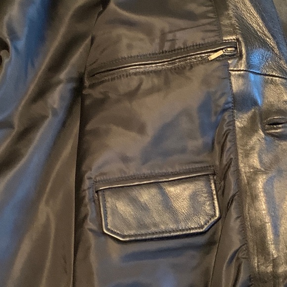 Linea Uomo 3/4 length lambskin leather black jacket, like new, rarely worn - Picture 6 of 10
